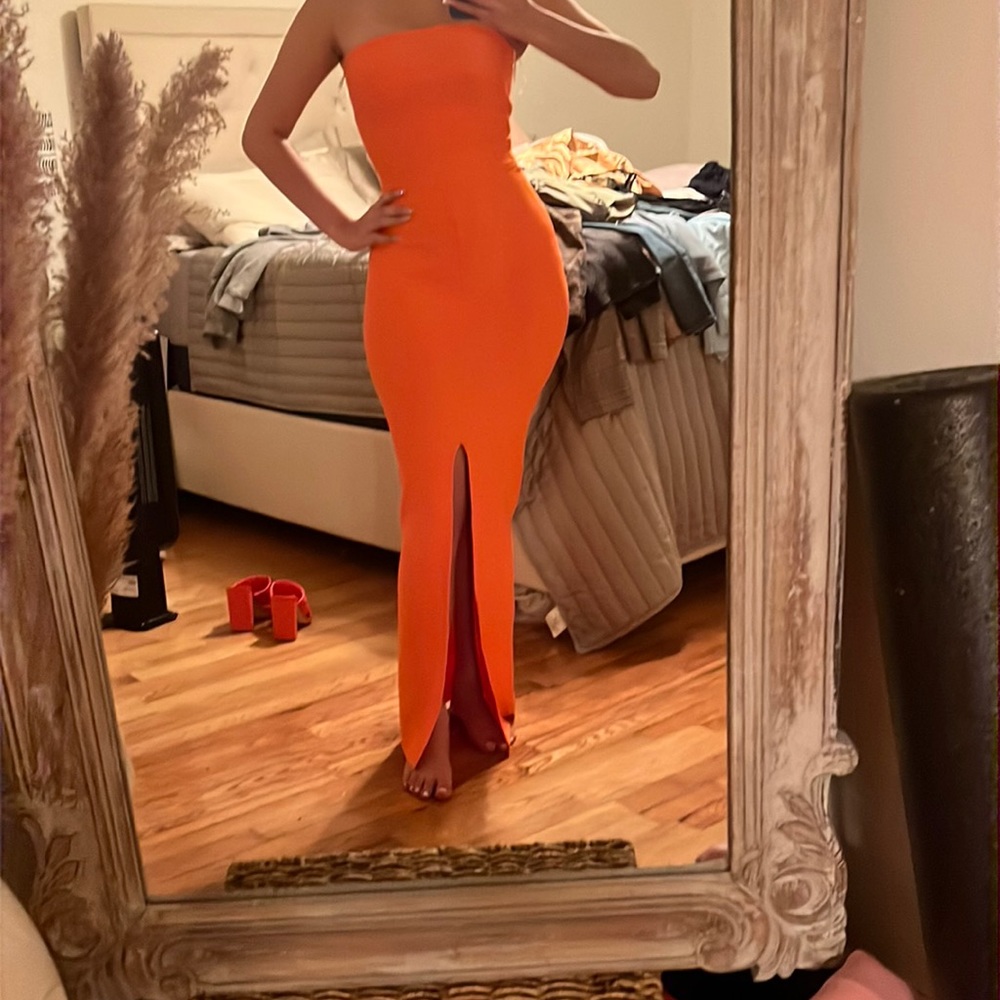 Long orange strapless dress